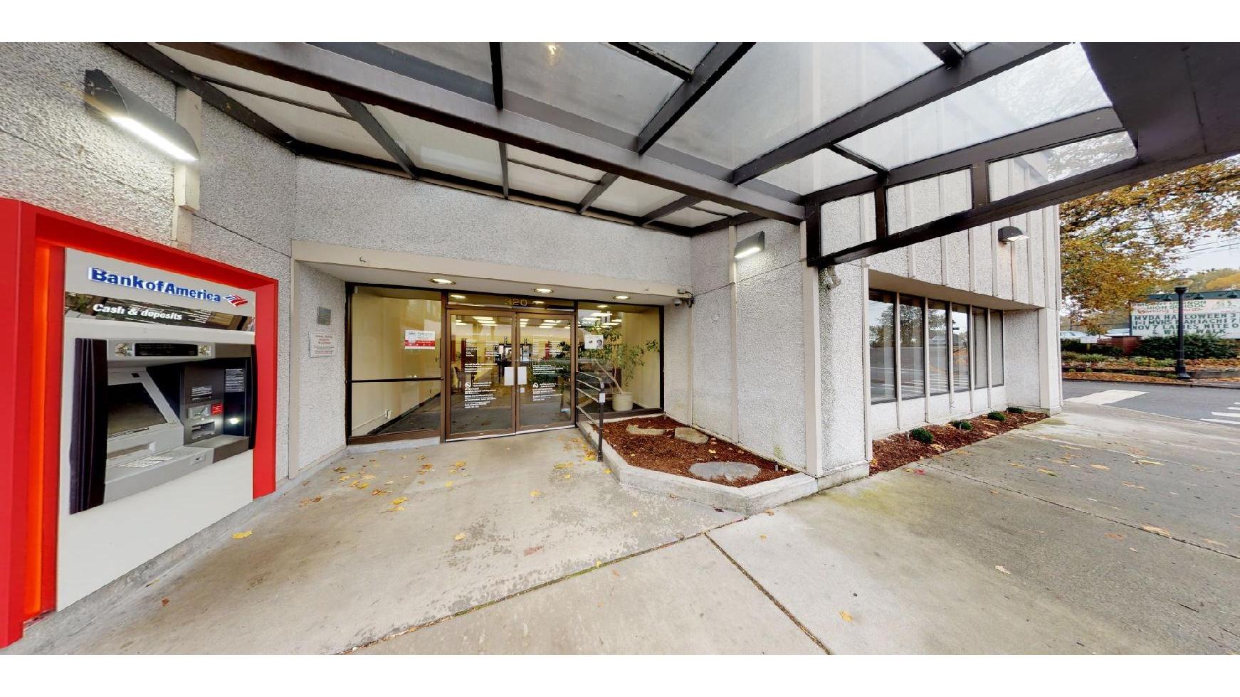Bank of America (with Drive-thru ATM) 01