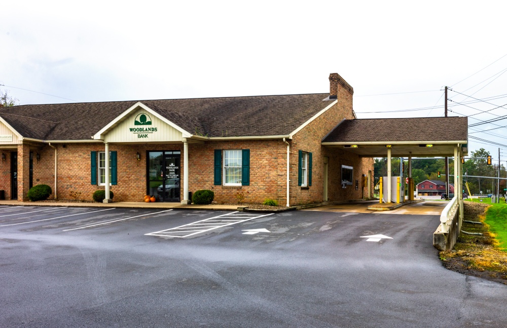 Woodlands Bank 01
