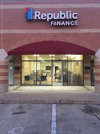 Republic Finance 02
