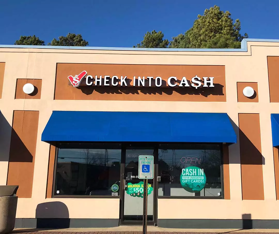 Check Into Cash 01