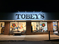 Tobey's Pawn Shop 01