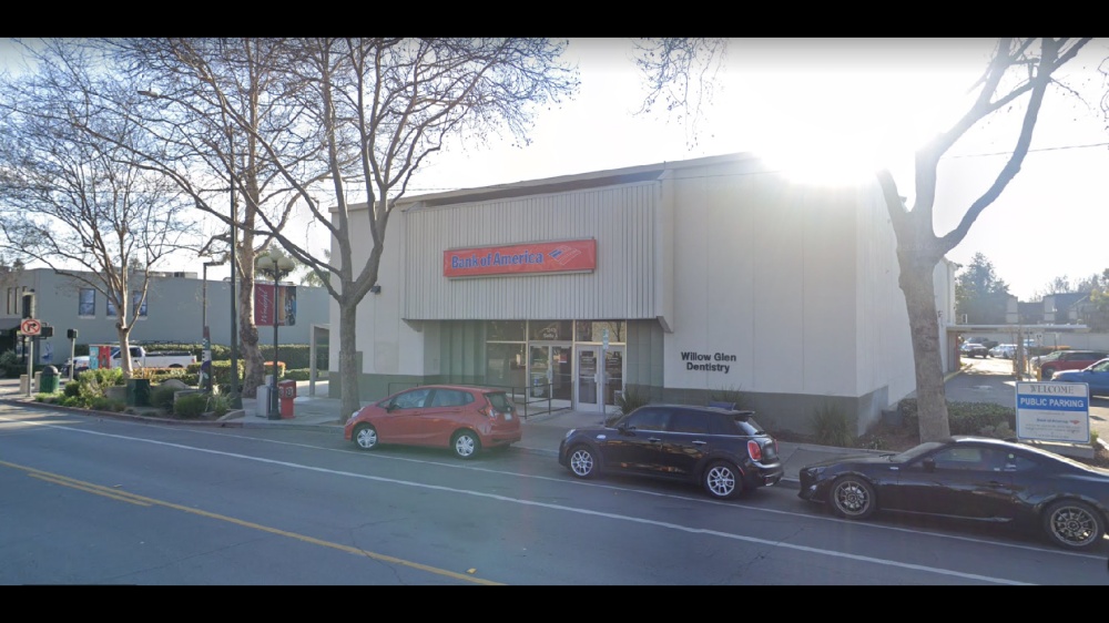Bank of America (with Drive-thru ATM) 01