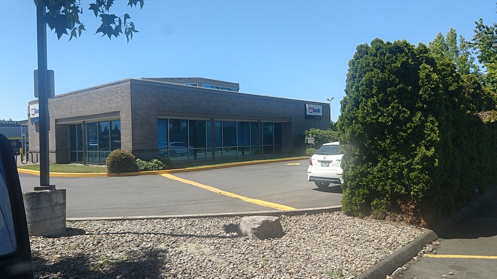 U.S. Bank Branch 01