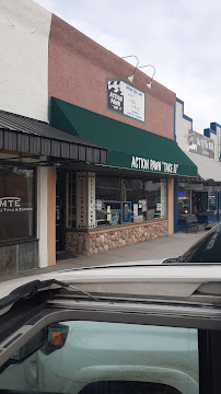 Action Pawn "Take II" 02