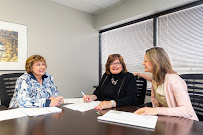 Lisa Fletcher & Associates Berkshire Hathaway HomeServices Tomie Raines REALTORS 02