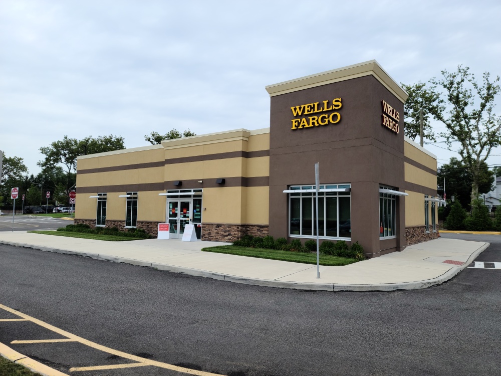 Wells Fargo Bank 01