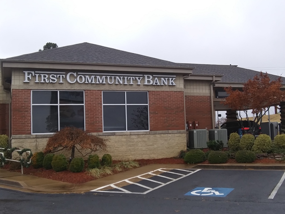 First Community Bank- Eagle Mountain 01
