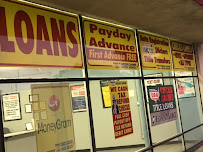 USA Title Loan Services – Loanmart Riverside 04