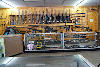 Mike's Pawn Shop 01