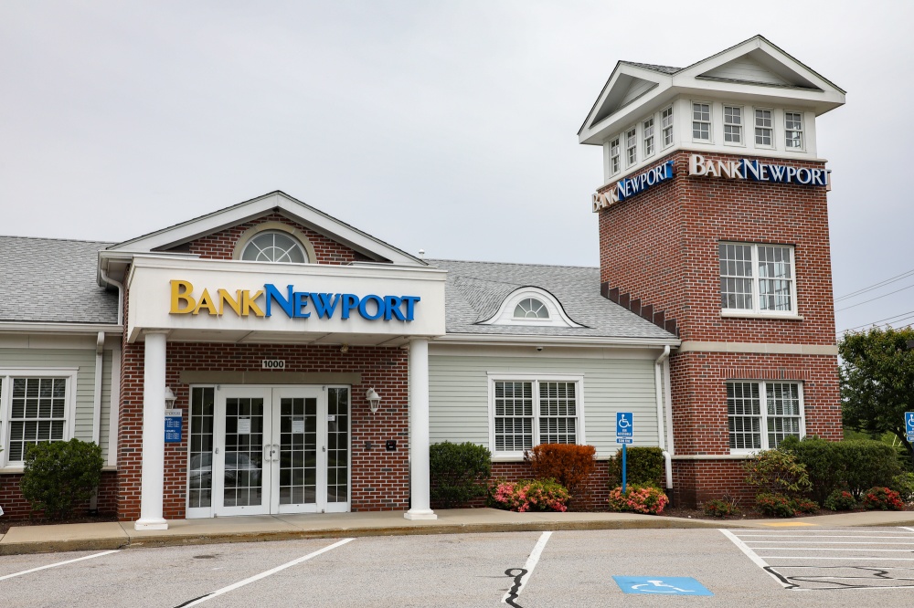 BankNewport 01