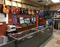 All That Glitters Pawn Shop Portland 02