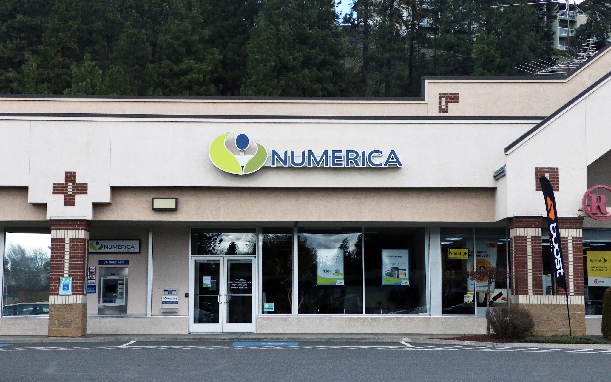 Numerica Credit Union - Five Mile Branch 01