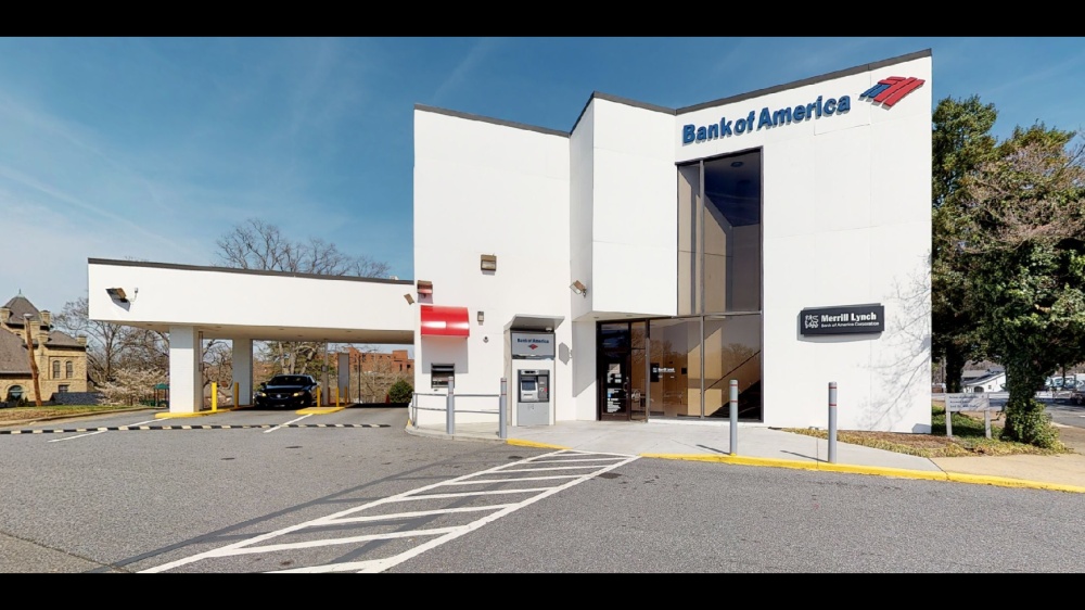 Bank of America (with Drive-thru services) 01