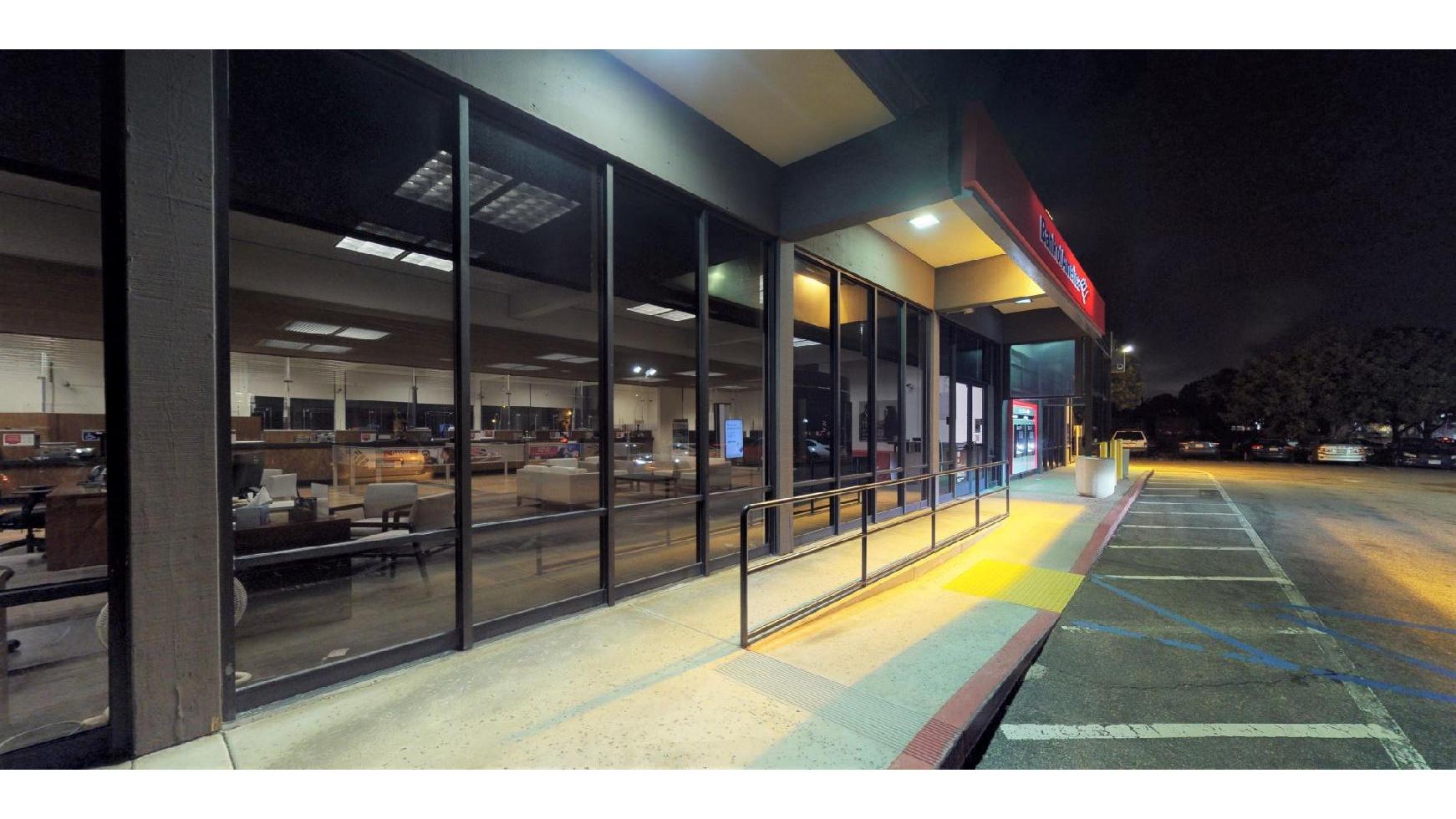 Bank of America (with Drive-thru ATM) 01