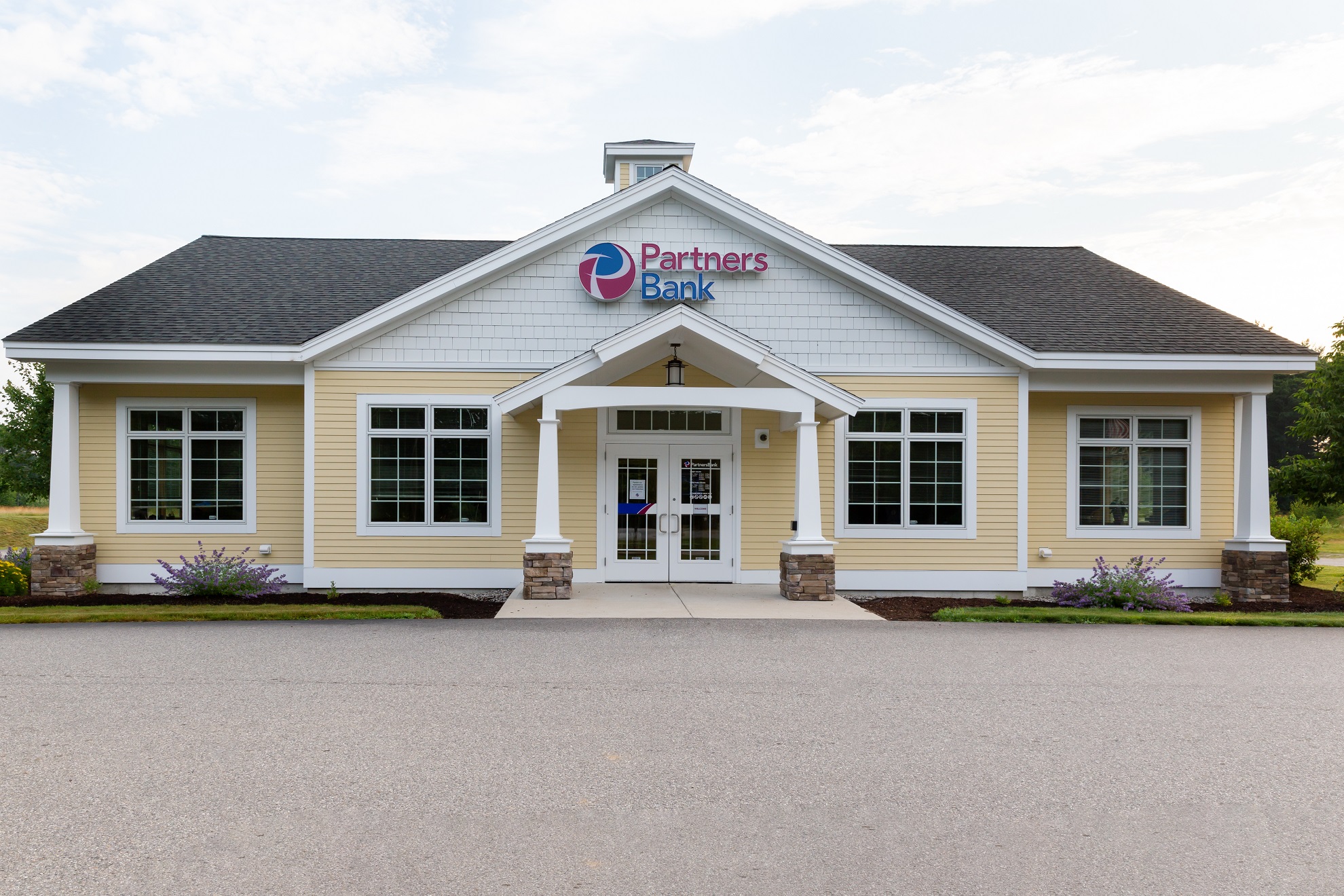 Partners Bank 01