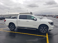 AutoCenters Nissan 02