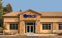 Educational Employees Credit Union - EECU - Reedley Branch 01