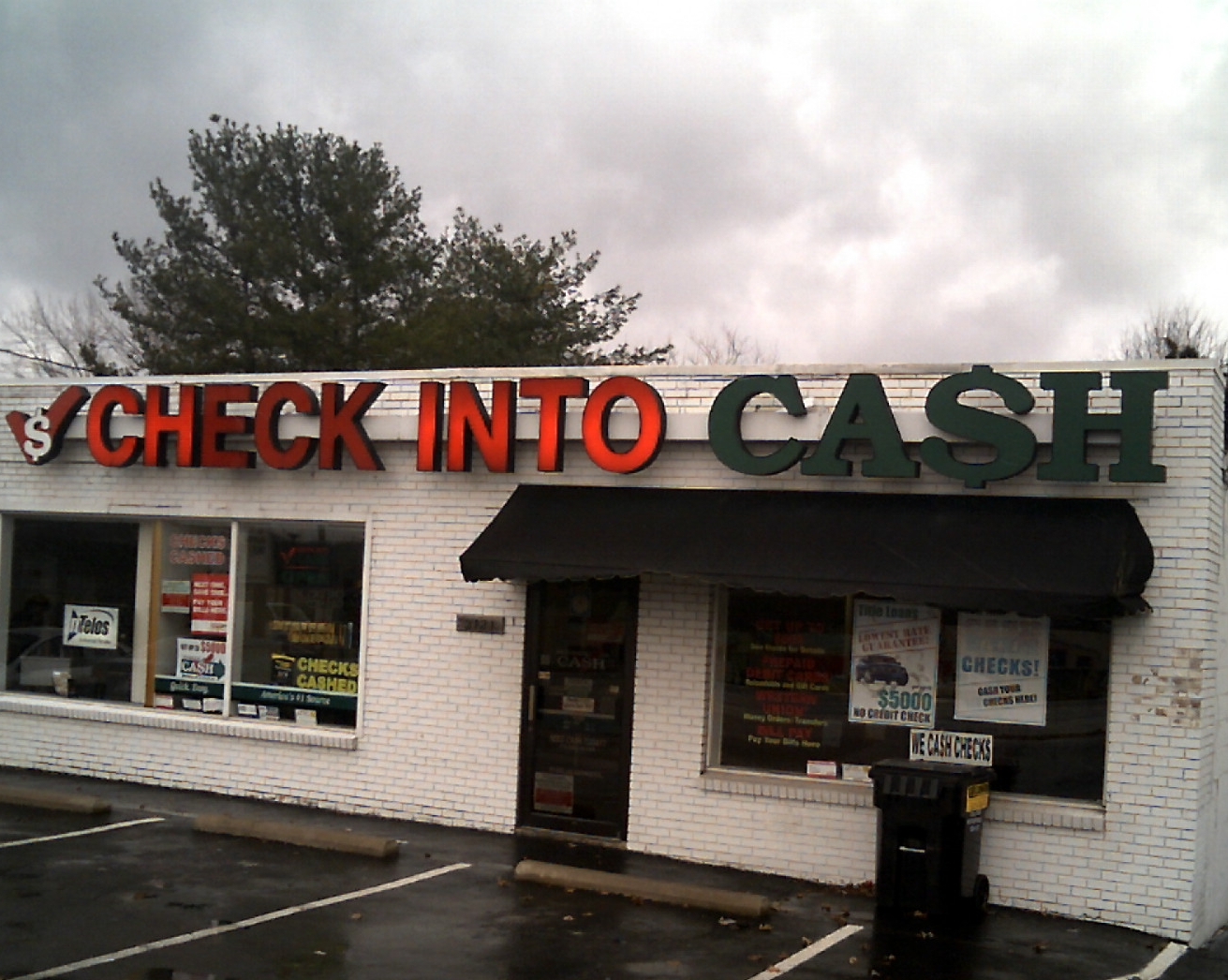 Check Into Cash 01