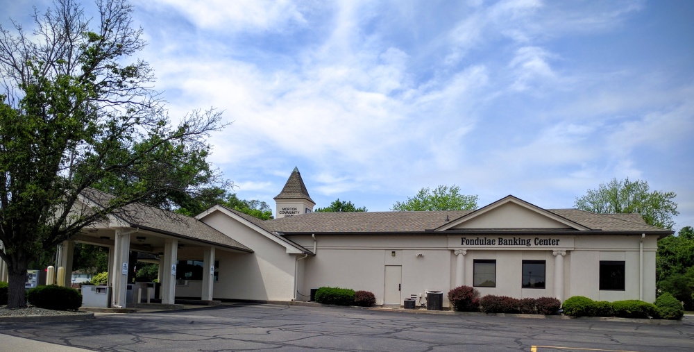 Fondulac Banking Center 01