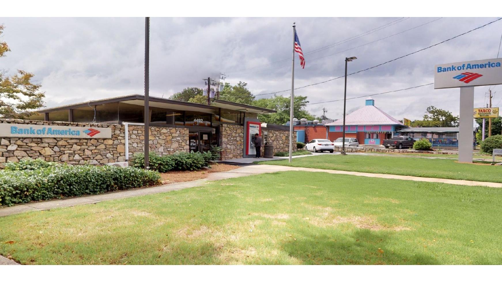Bank of America (with Drive-thru ATM) 01