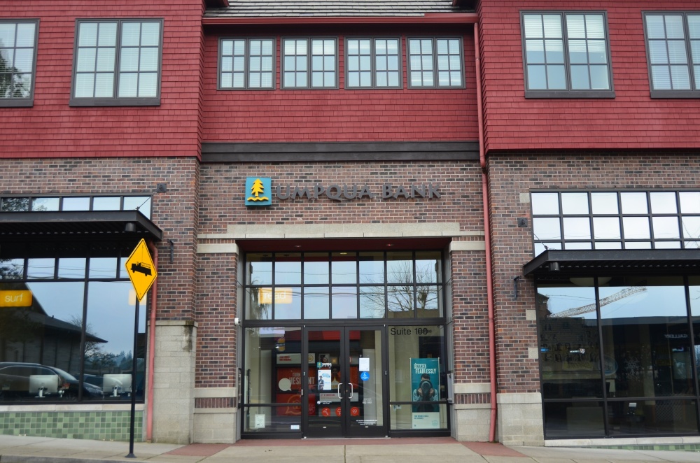 Umpqua Bank 01