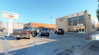 Bank of America (with Drive-thru ATM) 01
