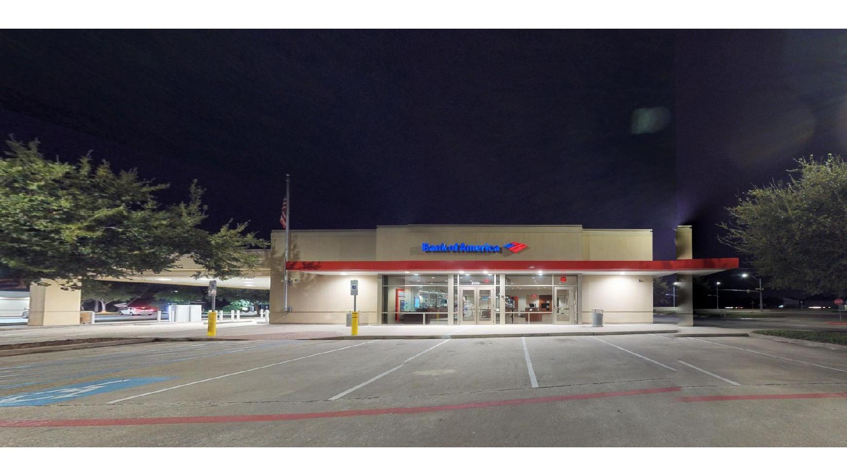 Bank of America (with Drive-thru ATM) 01