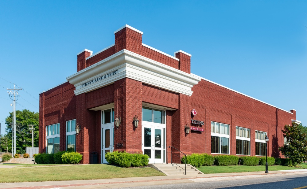 Citizens Bank & Trust 01