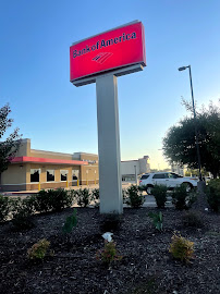 Bank of America (with Drive-thru ATM) 01