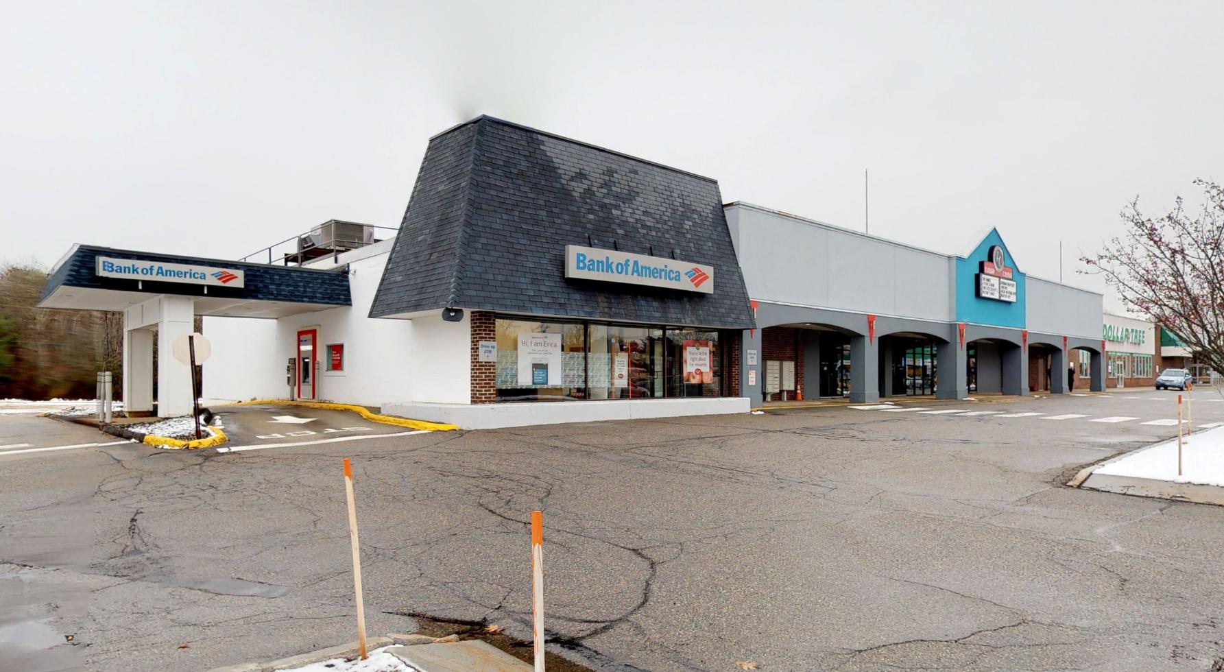 Bank of America (with Drive-thru ATM) 01