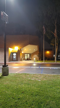 Bank of the West 02