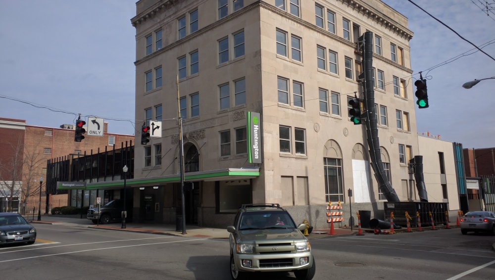 Huntington Bank 01