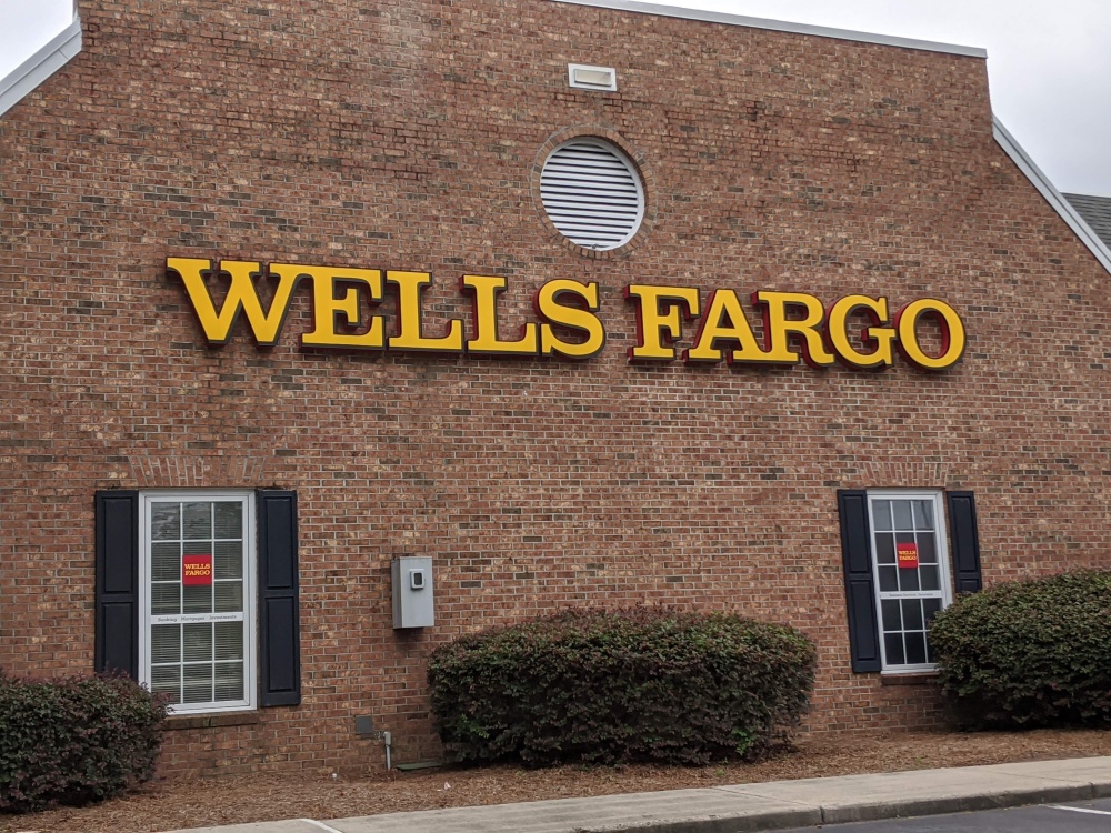 Wells Fargo Bank 01