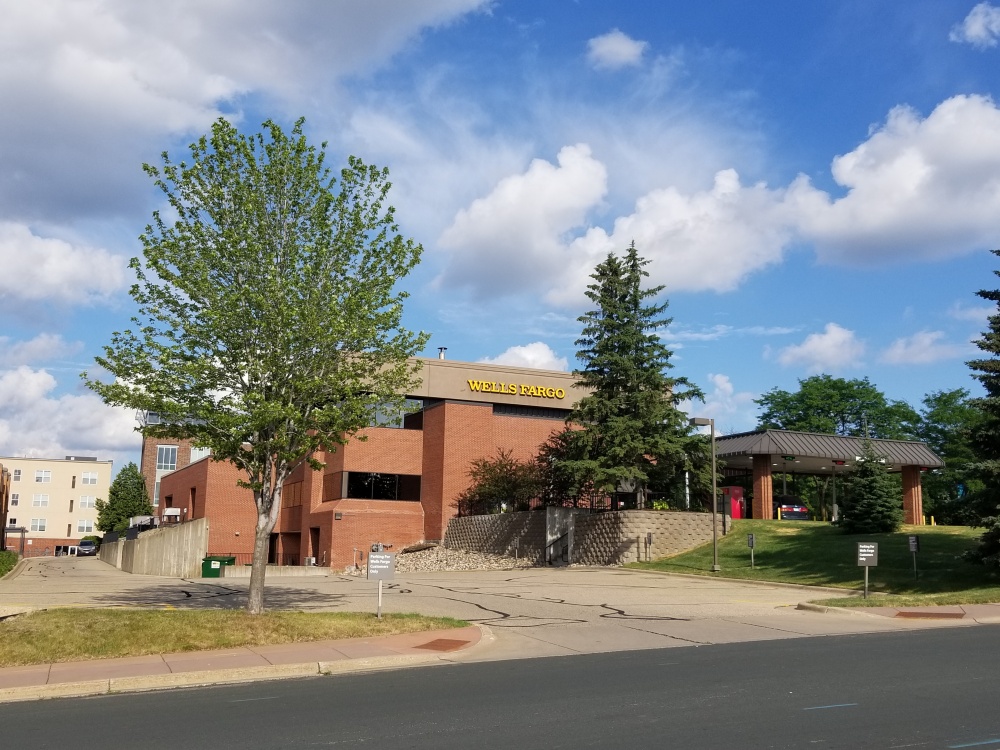Wells Fargo Bank 01