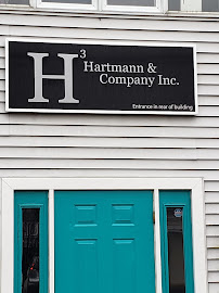 Hartmann & Company Inc. 03