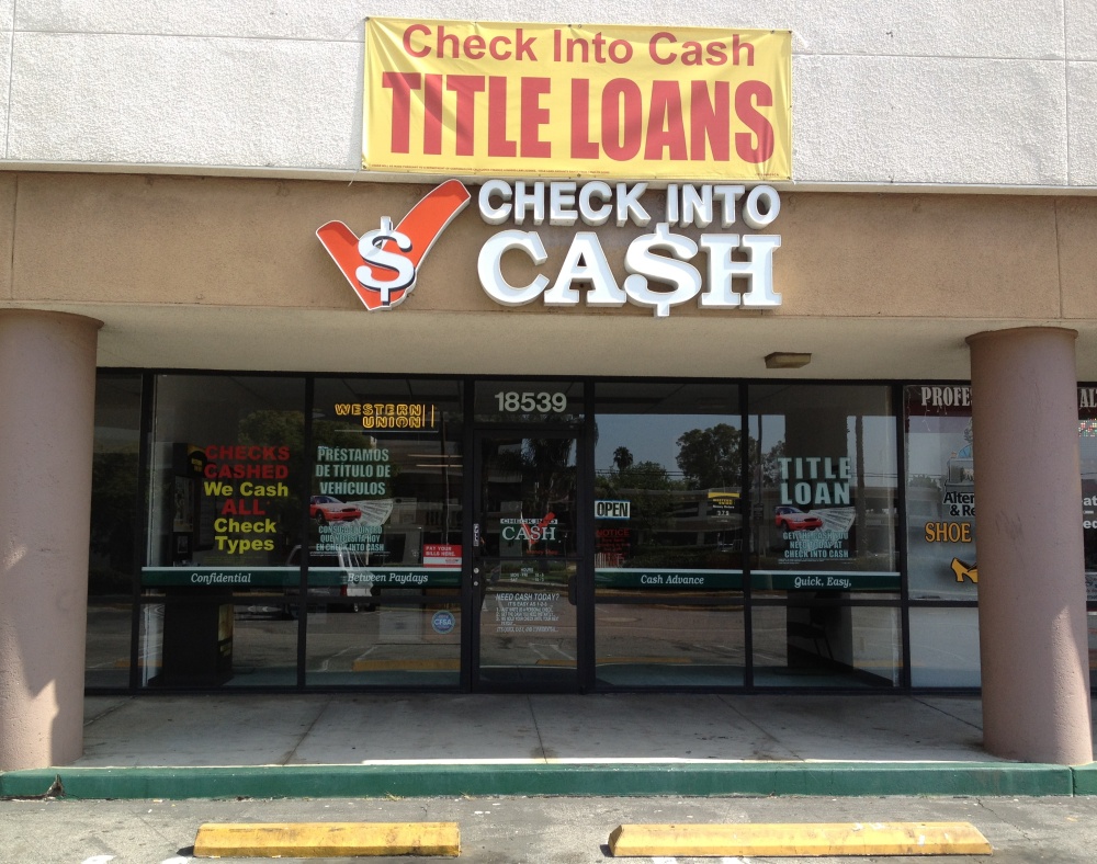 Check Into Cash 01
