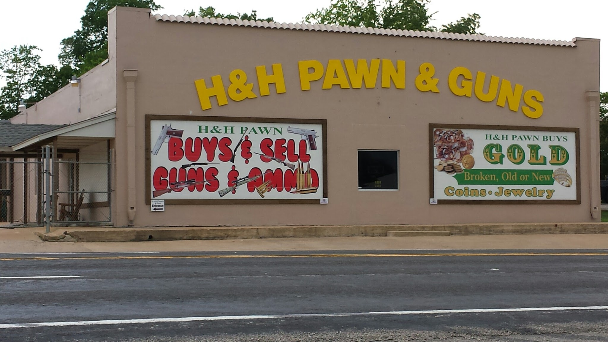 H & H Pawn & Guns 01