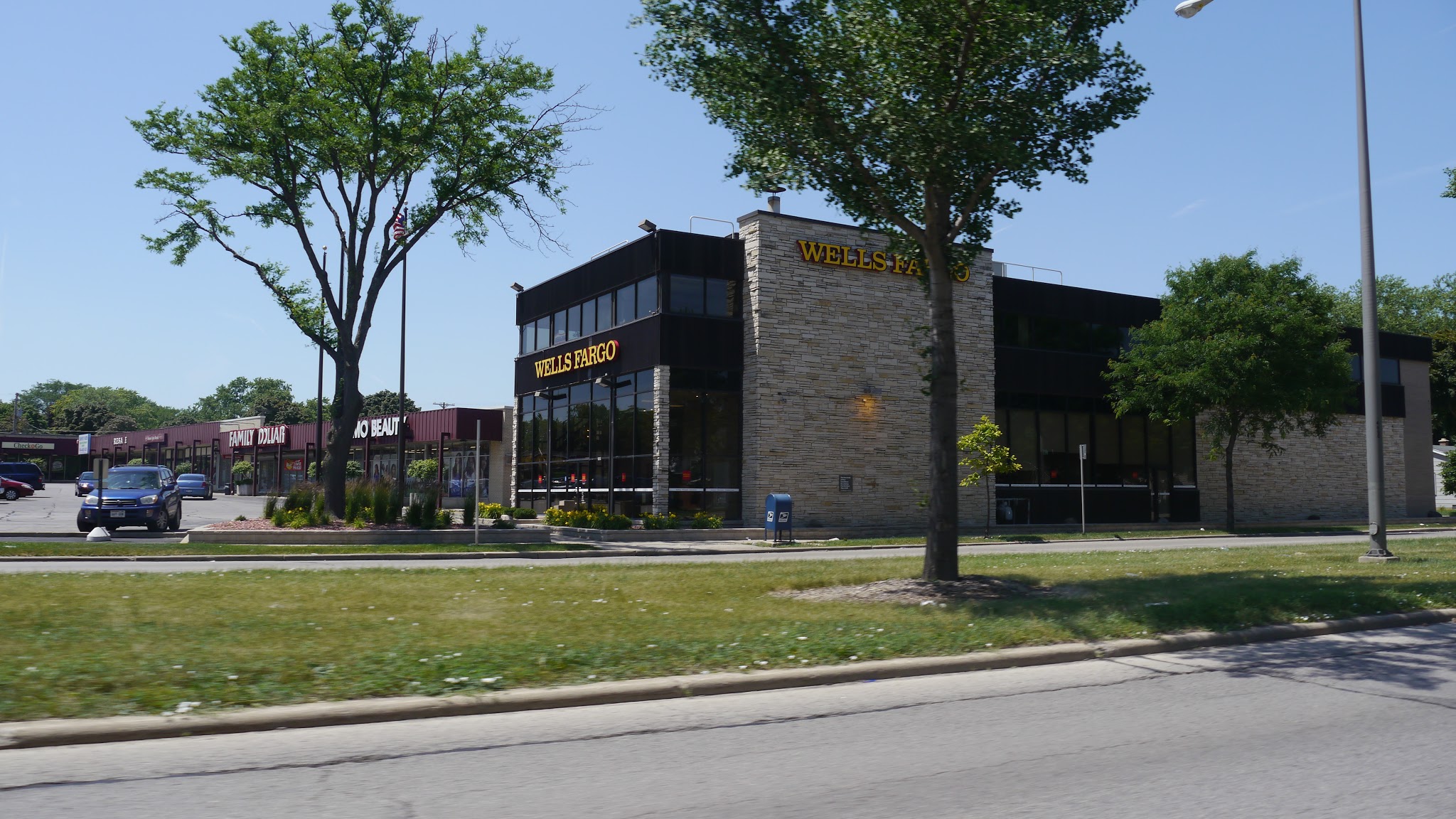 Wells Fargo Bank 01