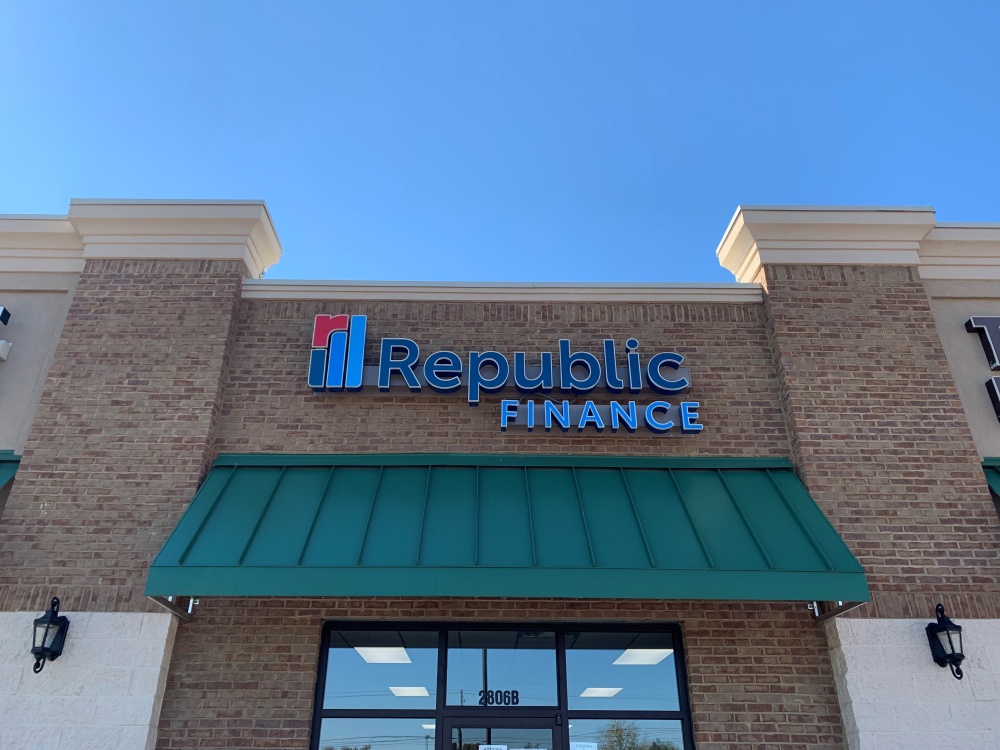 Republic Finance 01