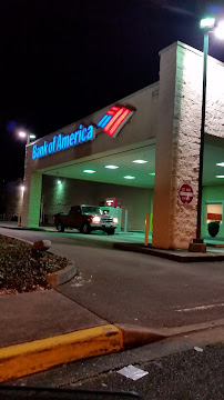 Bank of America (with Drive-thru ATM) 04