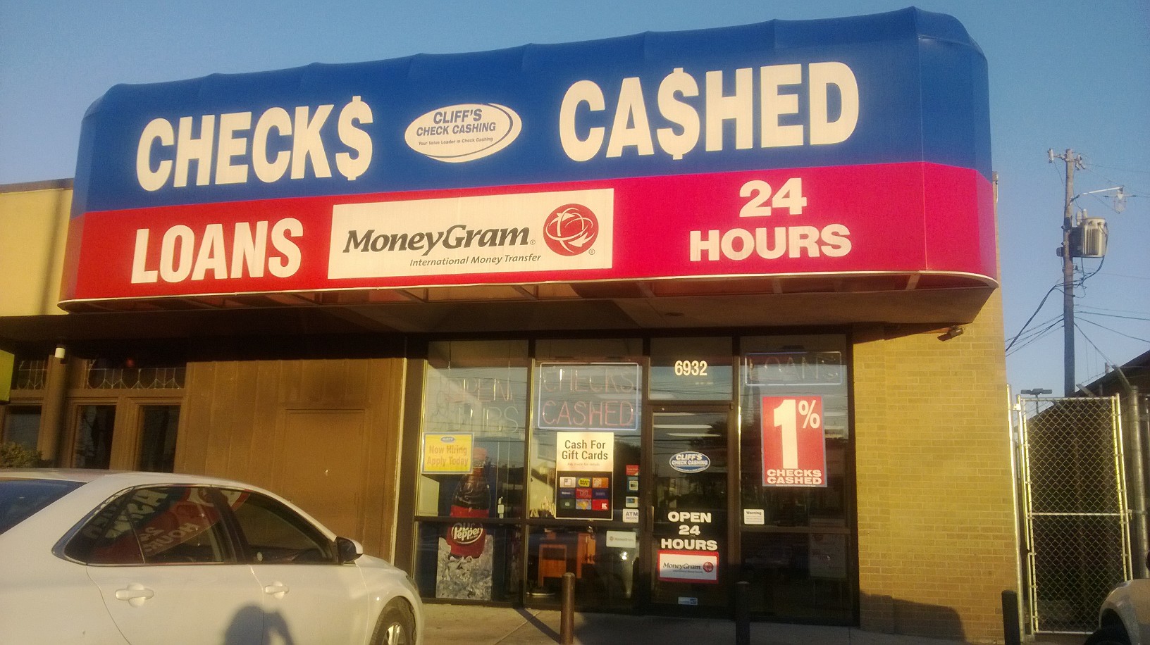 Cliff's Check Cashing #15 01