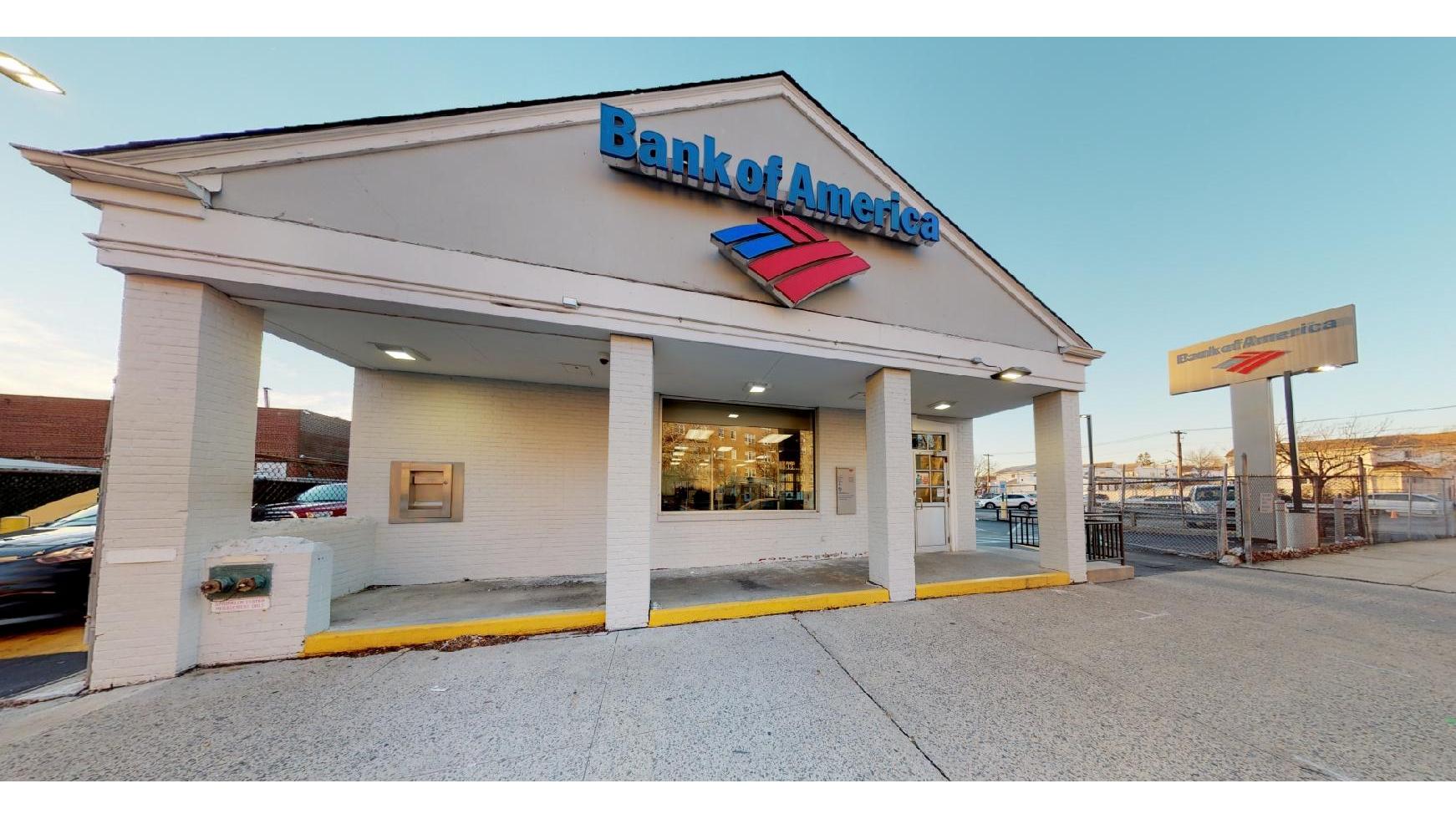 Bank of America Financial Center 01