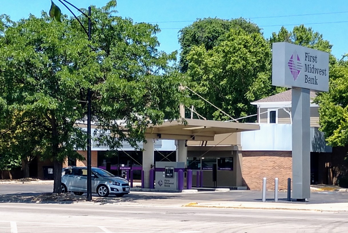 First Midwest Bank 01
