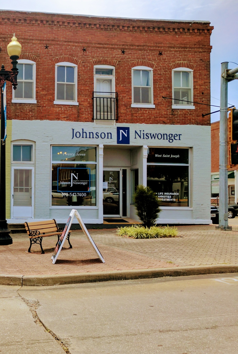 Johnson & Niswonger Financial 01