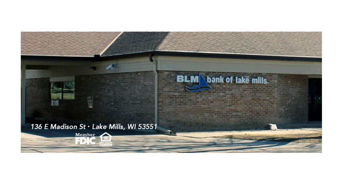 Bank of Lake Mills 01