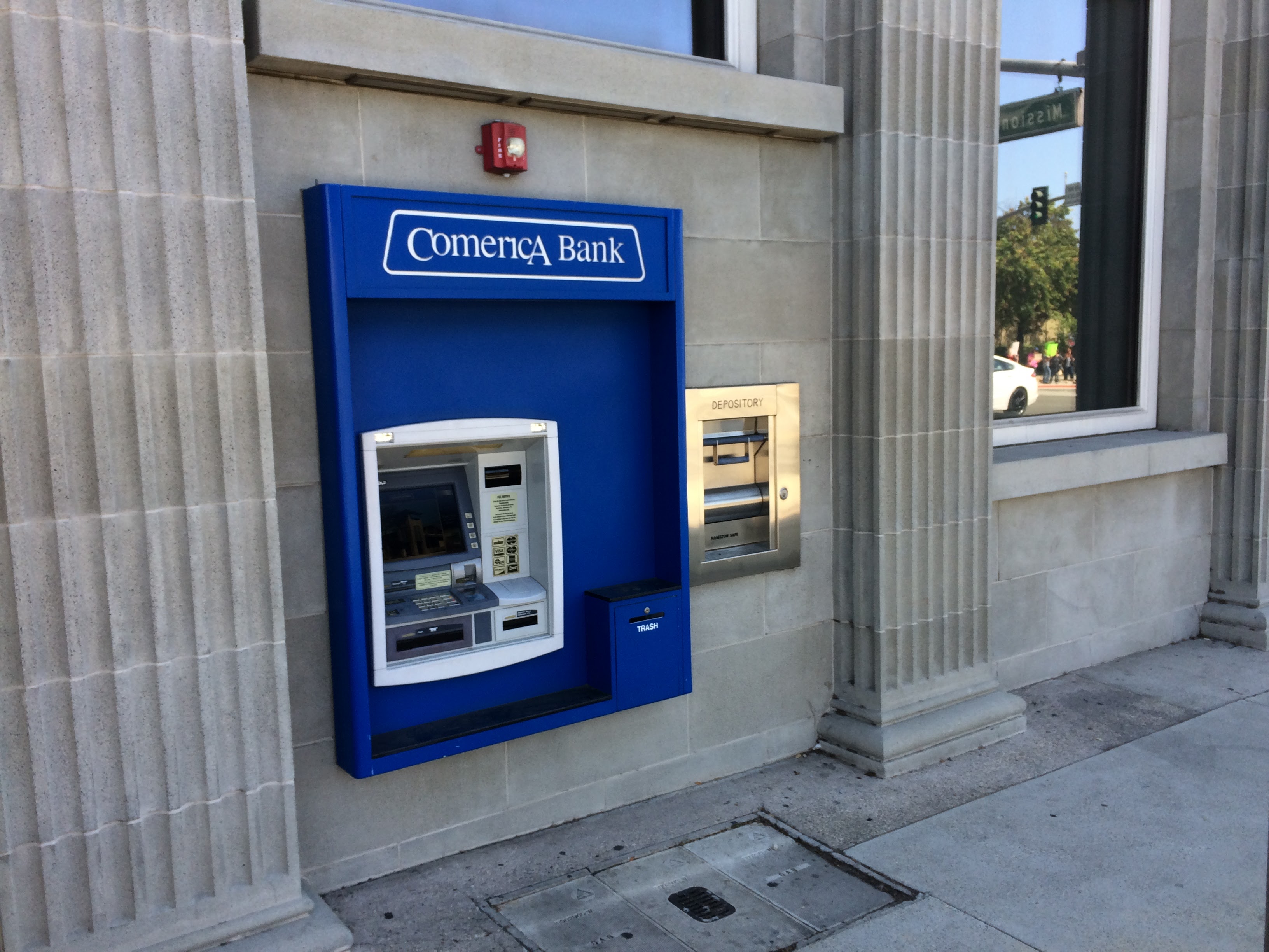 ATM 01