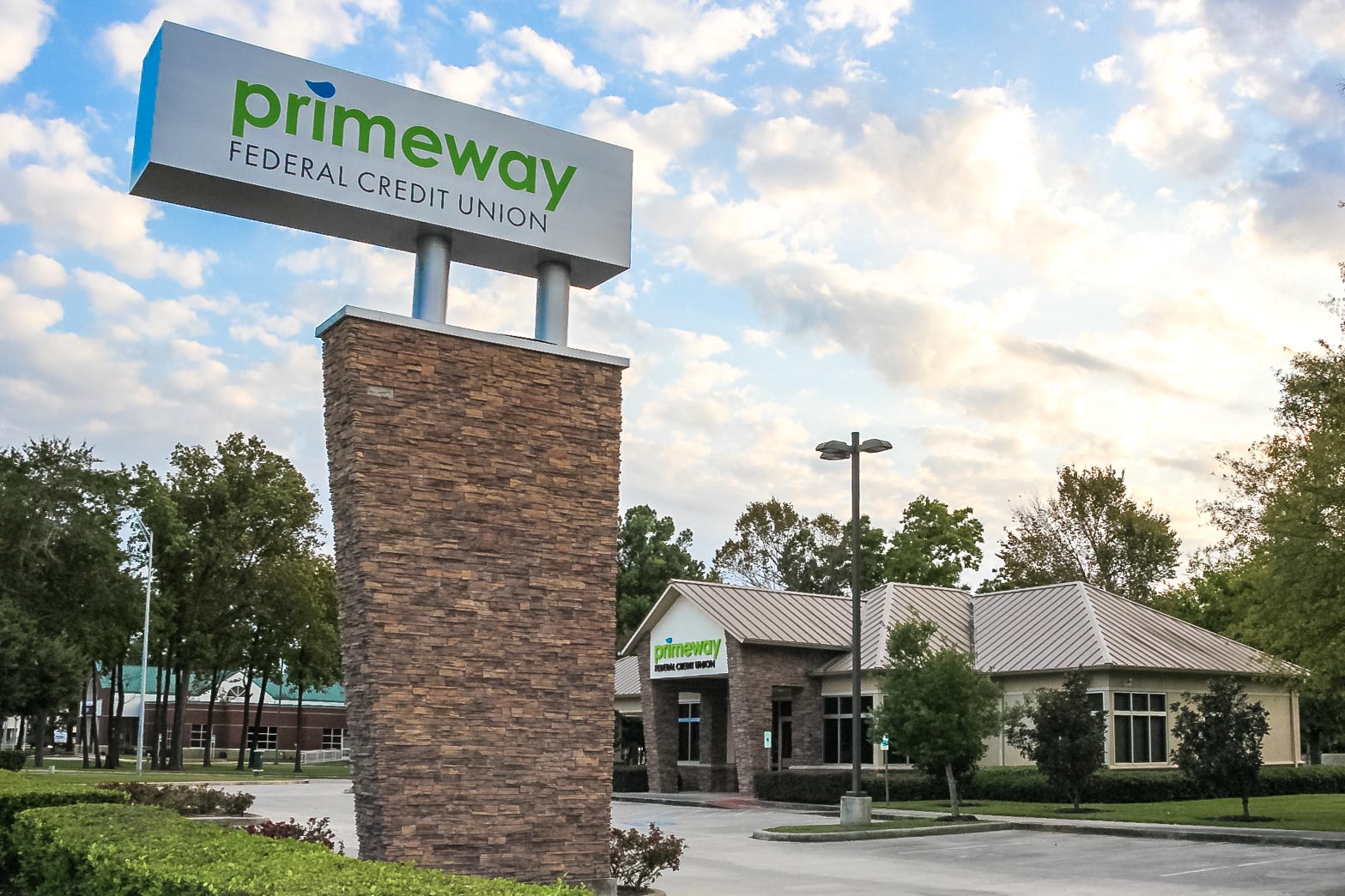 PrimeWay - Greenspoint Retail Center 01