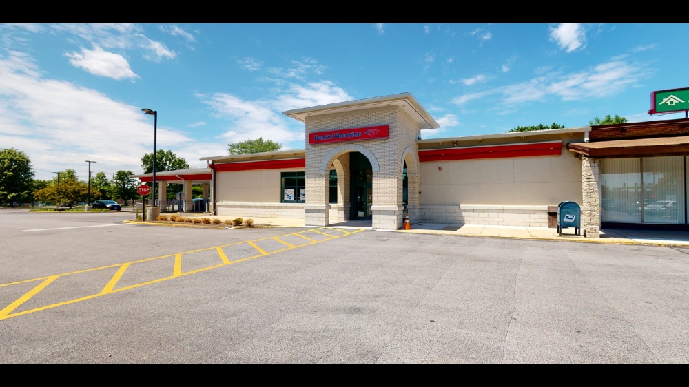Bank of America (with Drive-thru ATM) 01