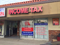 Accurate Income Tax & Consulting 01