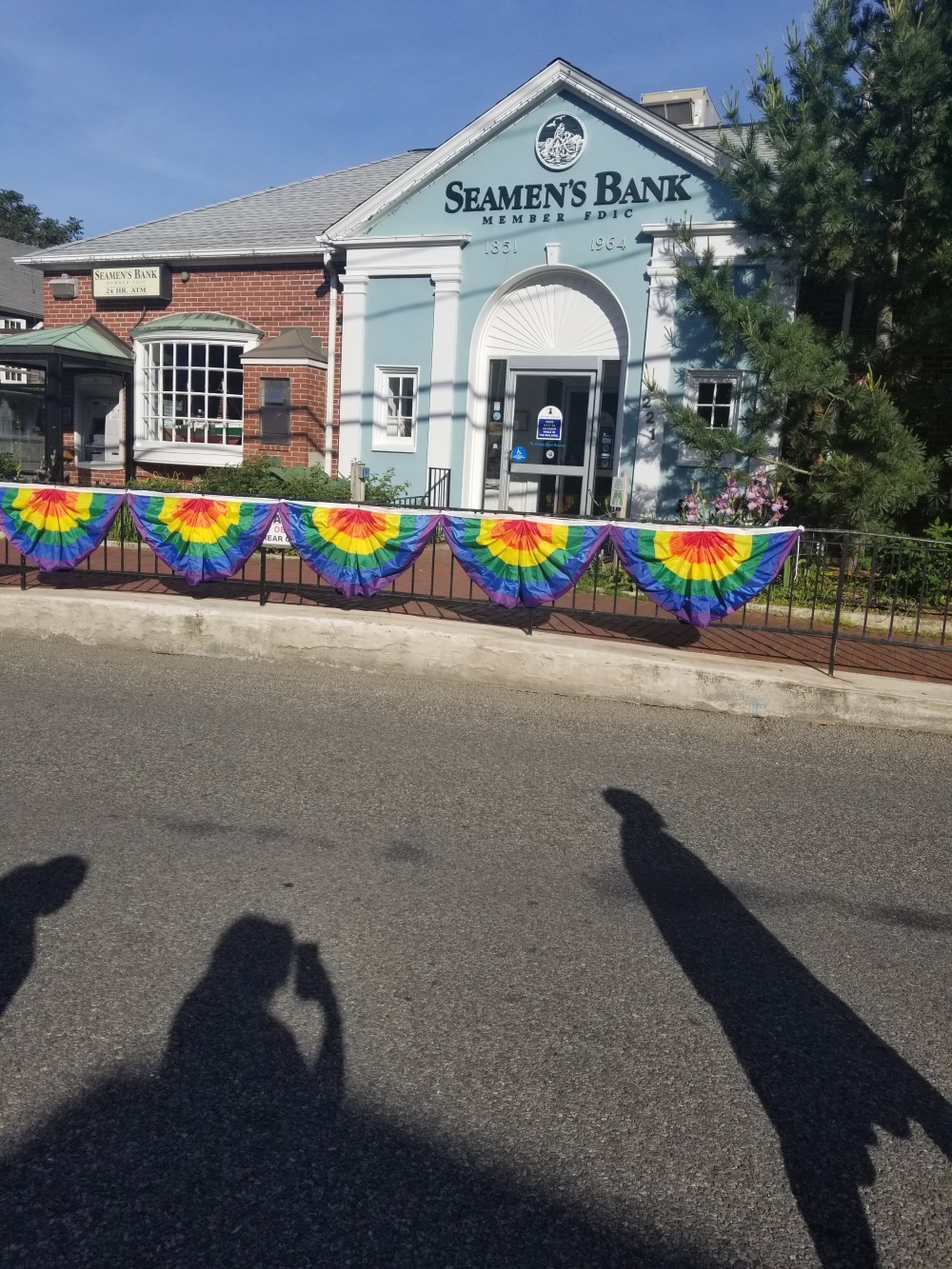 Seamen's Bank 01